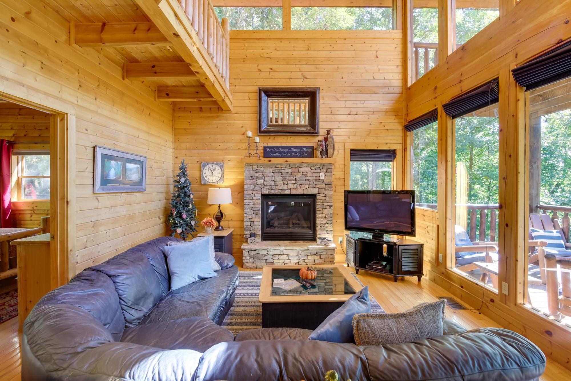 Secluded And Wooded Wears Valley Cabin With Fire Pit! Sevierville Zewnętrze zdjęcie