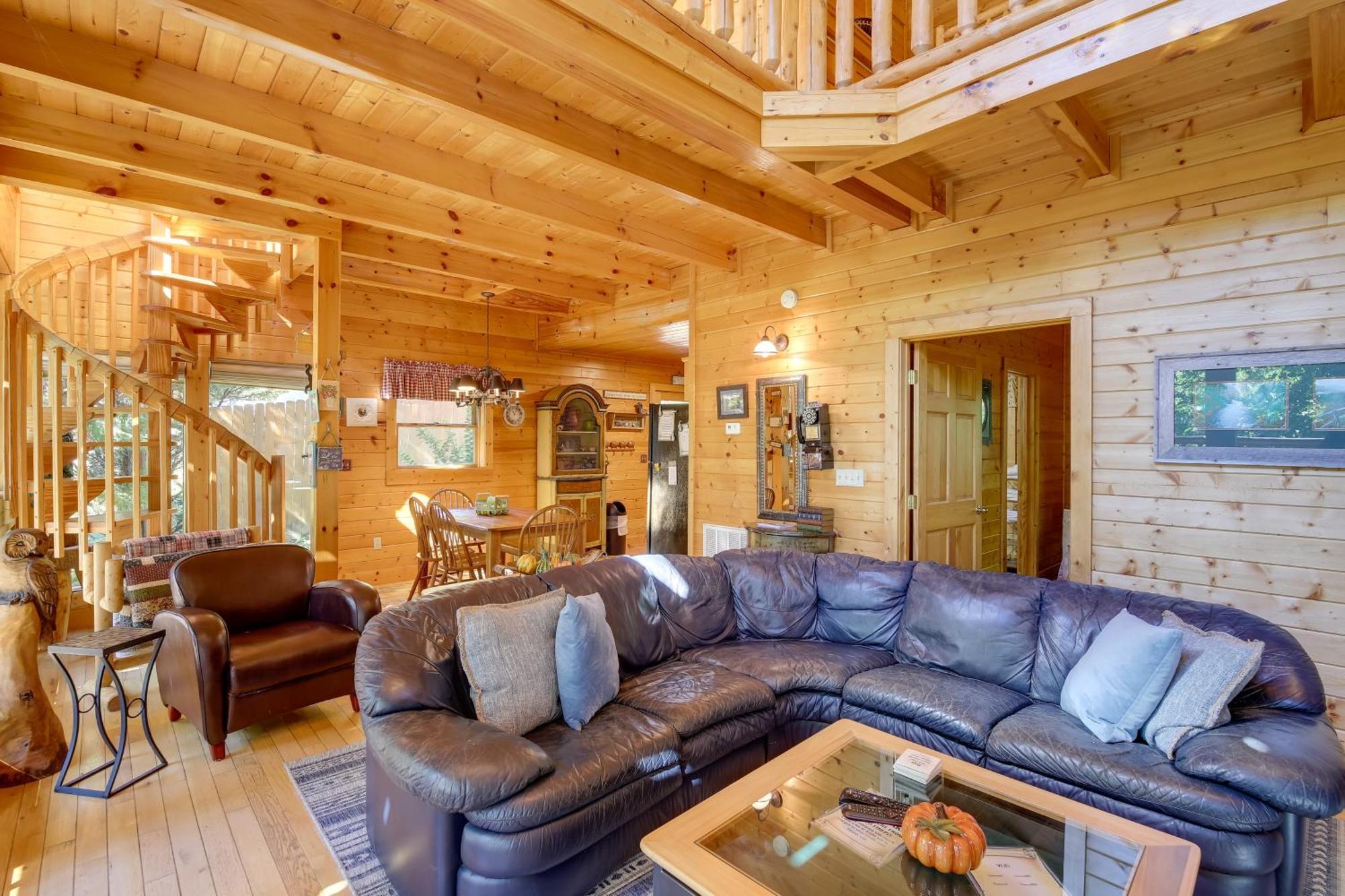 Secluded And Wooded Wears Valley Cabin With Fire Pit! Sevierville Zewnętrze zdjęcie