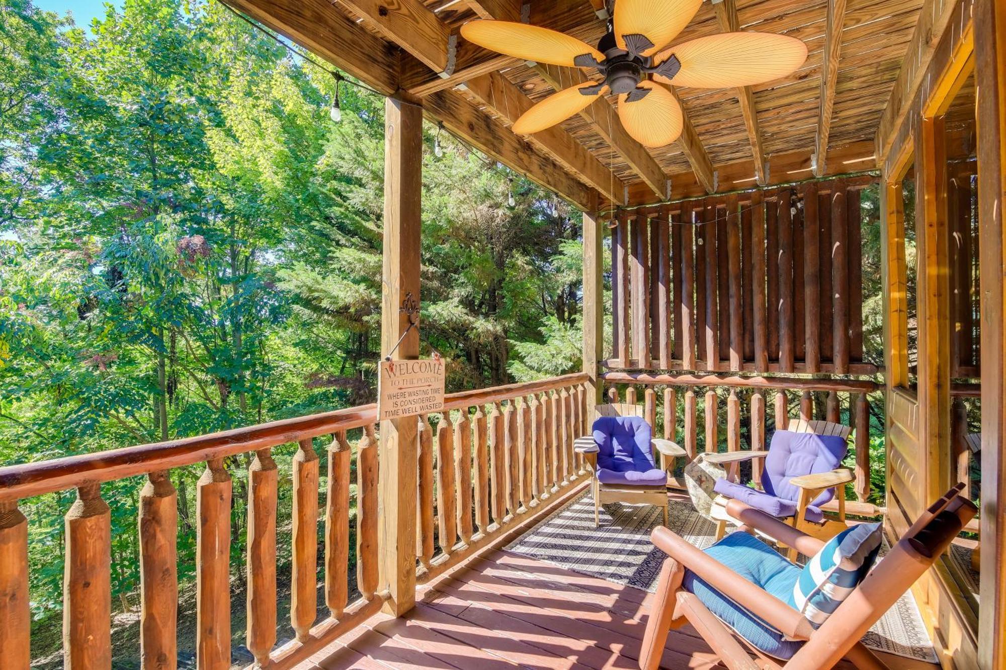Secluded And Wooded Wears Valley Cabin With Fire Pit! Sevierville Zewnętrze zdjęcie