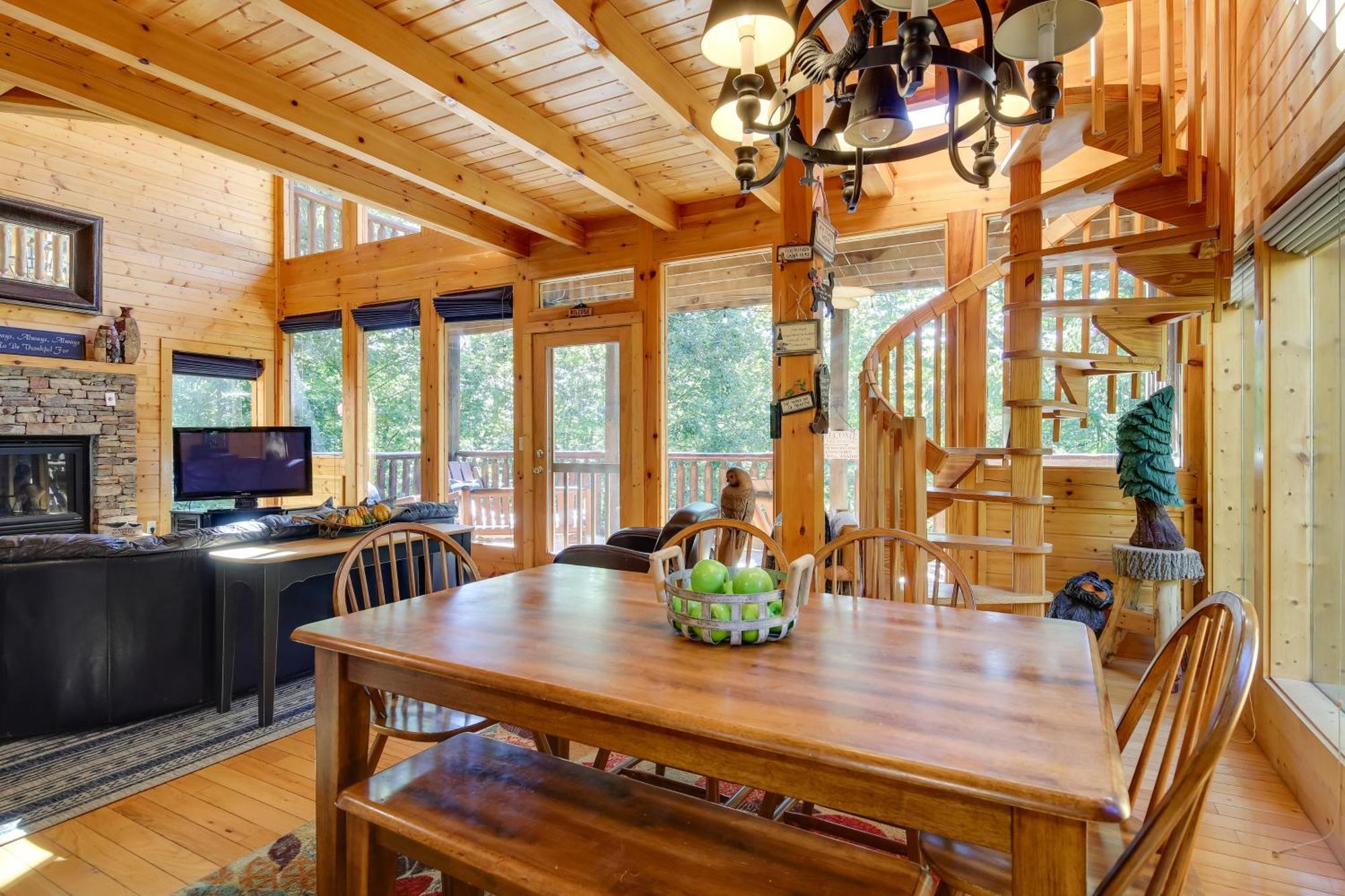 Secluded And Wooded Wears Valley Cabin With Fire Pit! Sevierville Zewnętrze zdjęcie
