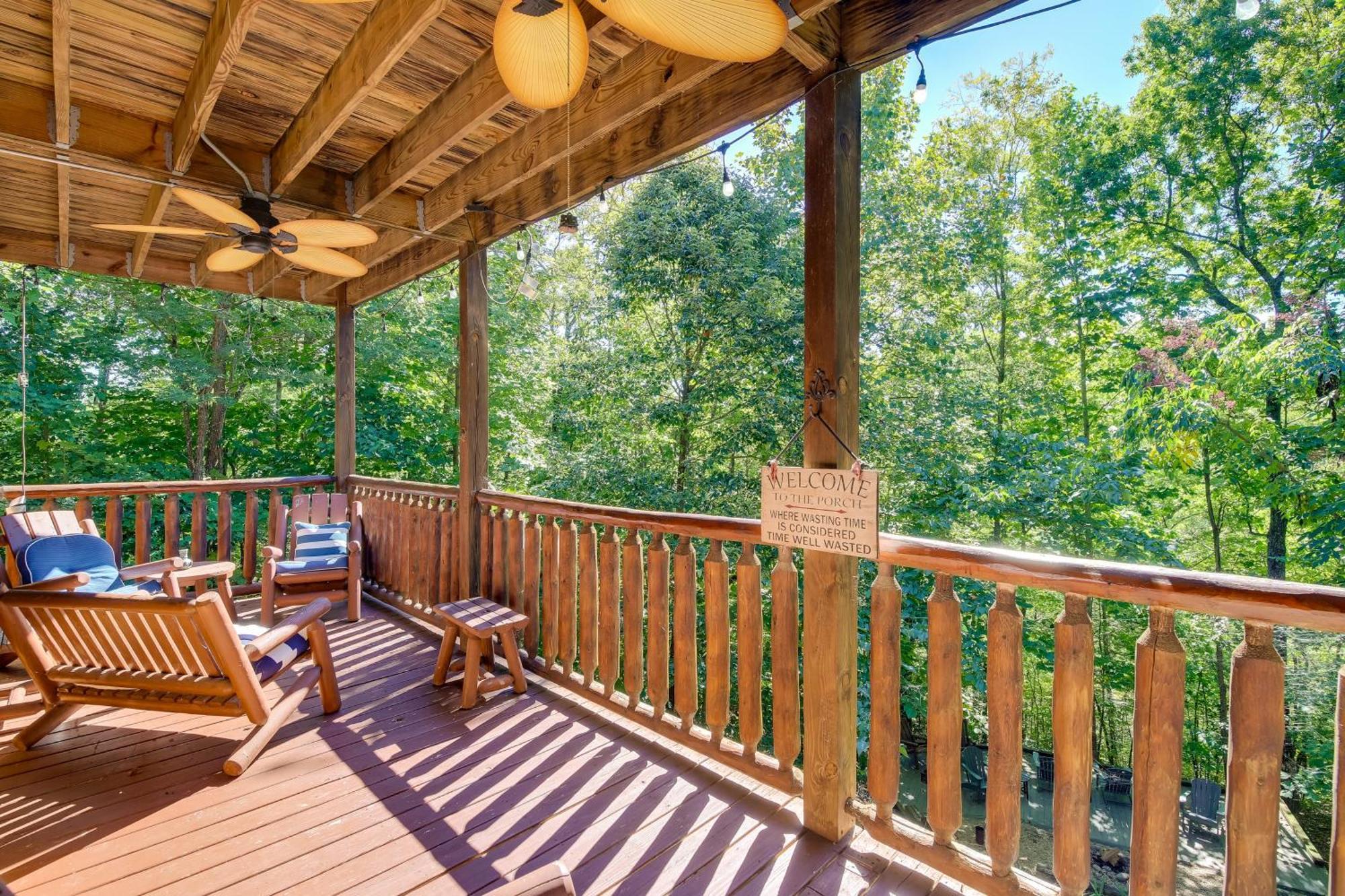 Secluded And Wooded Wears Valley Cabin With Fire Pit! Sevierville Zewnętrze zdjęcie